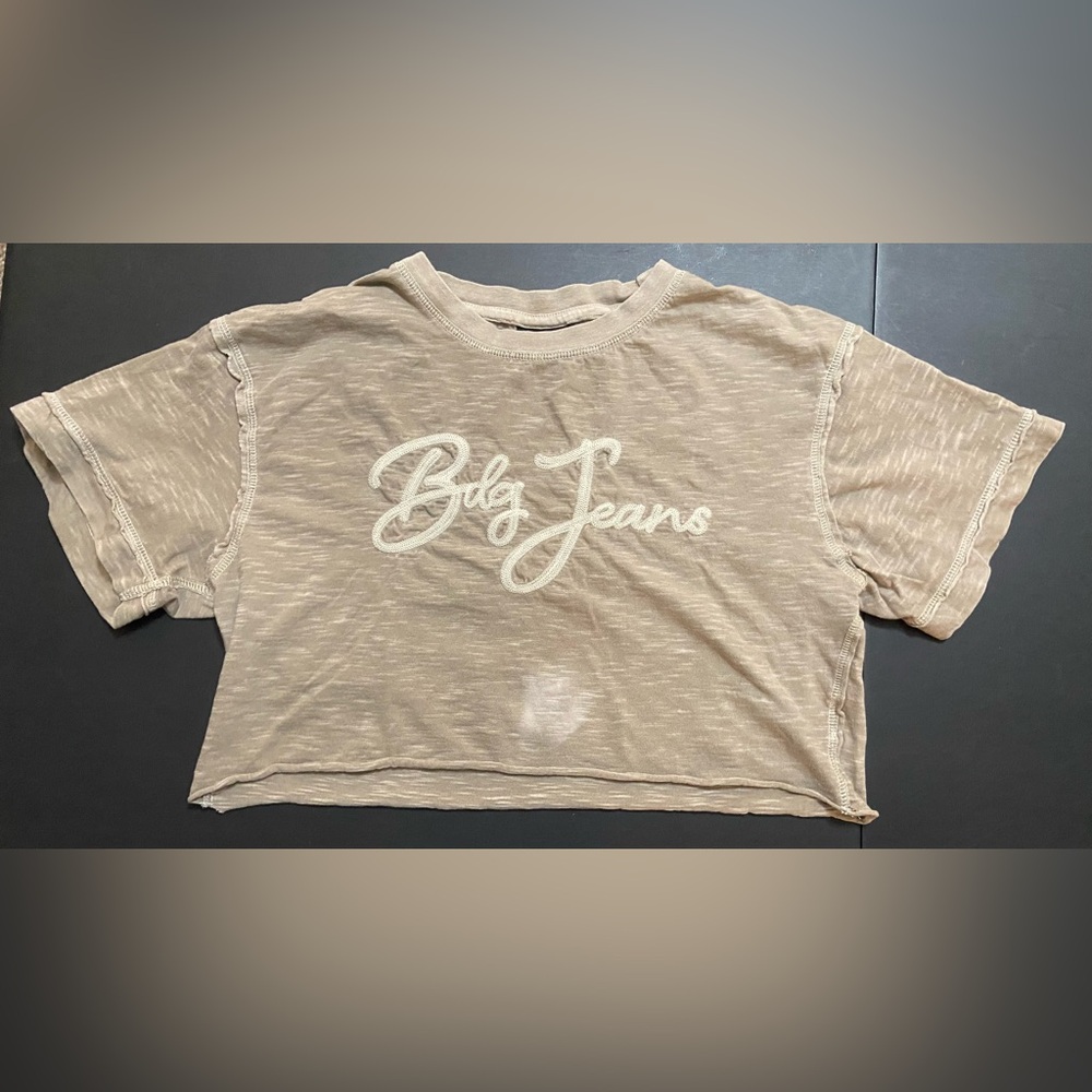 BDG Light Beige Casual Tee ~ Size Small